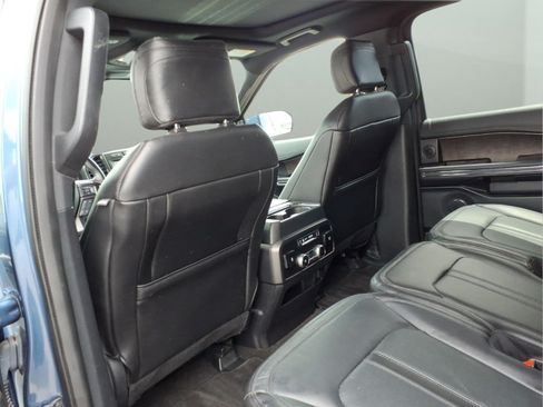 Used 2020 Ford Expedition Limited w/ Equipment Group 301A AWD/4WD image 25
