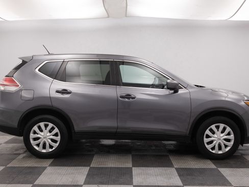 Used 2016 Nissan Rogue S image 12