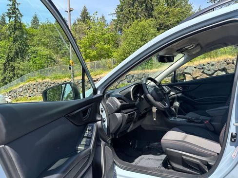 Used 2020 Subaru Crosstrek 2.0i Premium w/ Popular Package #2 AWD/4WD image 18