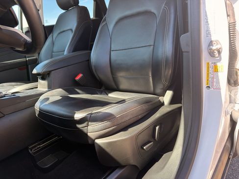 Used 2022 Ford Escape SEL AWD/4WD image 13