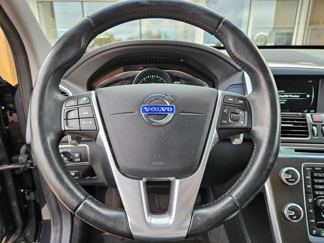 Used 2015 Volvo XC60 T6 Platinum FWD image 22