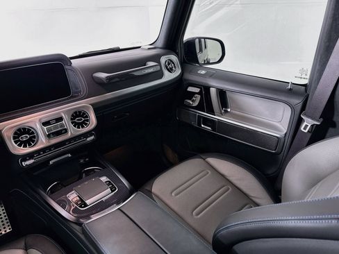 Used 2025 Mercedes-Benz G 580 w/ EQ Technology image 26