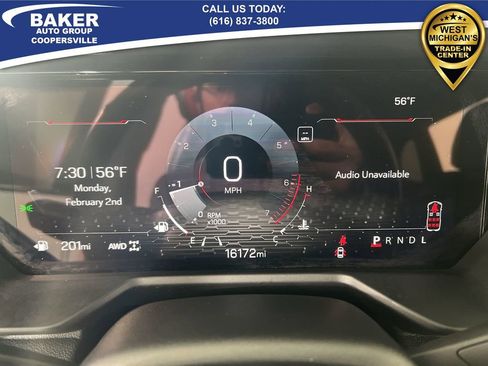 Used 2025 GMC Acadia Elevation image 12