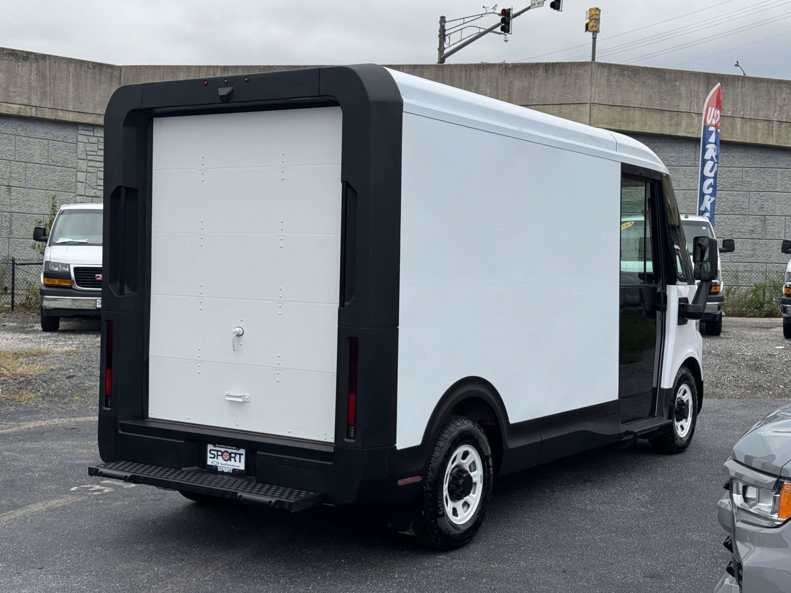 Used 2024 Chevrolet Brightdrop 400 w/ Commercial Equipment Package AWD/4WD image 19