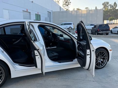 Used 2013 BMW 335i xDrive Sedan image 18