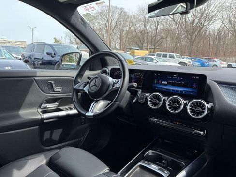 Used 2025 Mercedes-Benz GLA 250 image 35