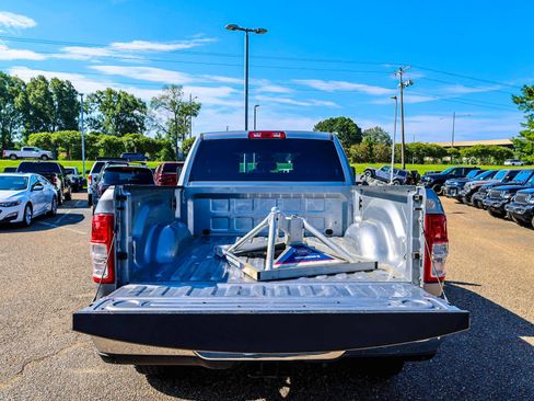 Used 2023 RAM 3500 Big Horn w/ Level 1 Equipment Group AWD/4WD image 7