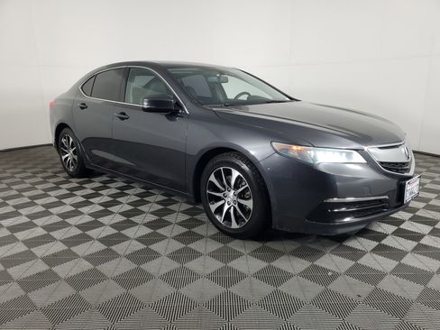 Used 2016 Acura TLX image 2