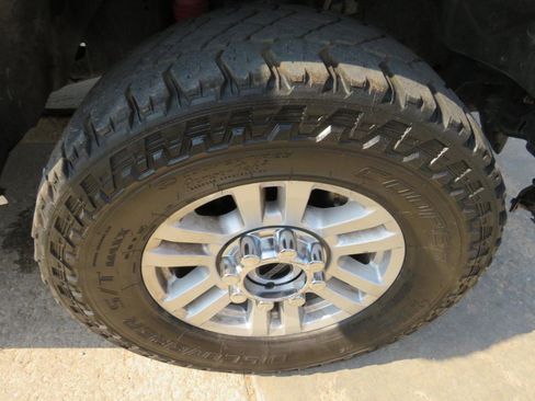 Used 2015 Ford F350 XLT w/ XLT Value Package AWD/4WD image 19