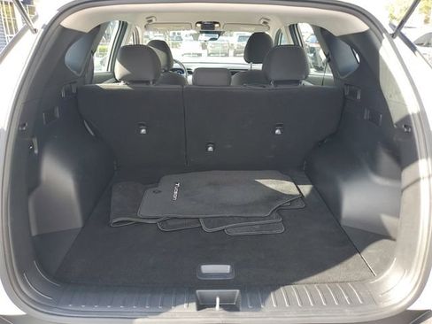 Certified 2024 Hyundai Tucson SE FWD image 27