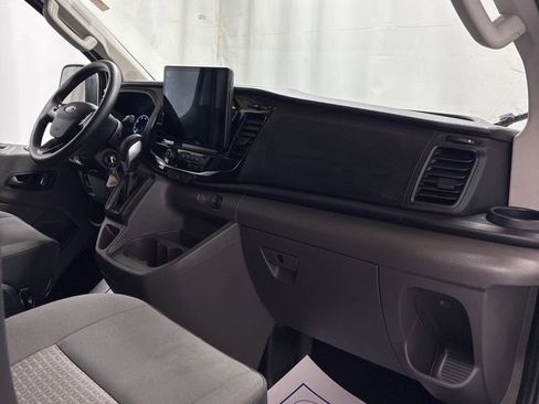 Used 2023 Ford Transit 350 XLT image 29