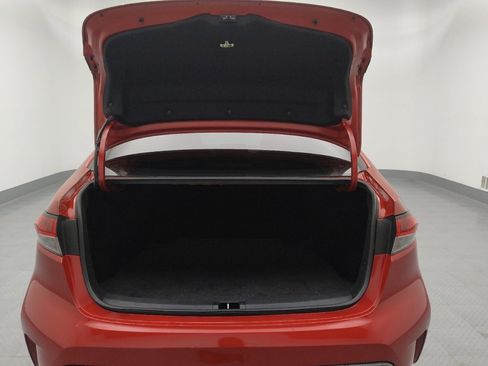 Used 2021 Toyota Corolla SE w/ Carpet Mat Package (TMS) image 29