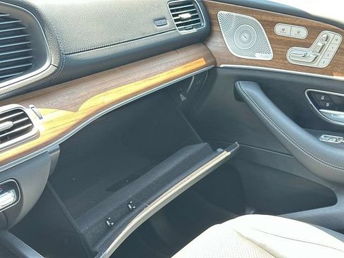 Certified 2025 Mercedes-Benz GLS 450 4MATIC image 33
