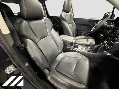 Used 2022 Subaru Forester Touring image 32