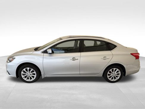 Used 2019 Nissan Sentra SV FWD image 13