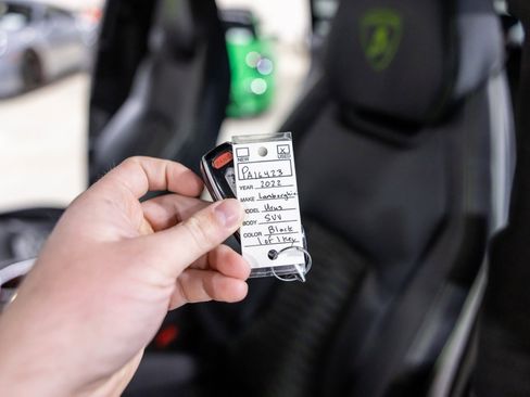 Used 2022 Lamborghini Urus image 50