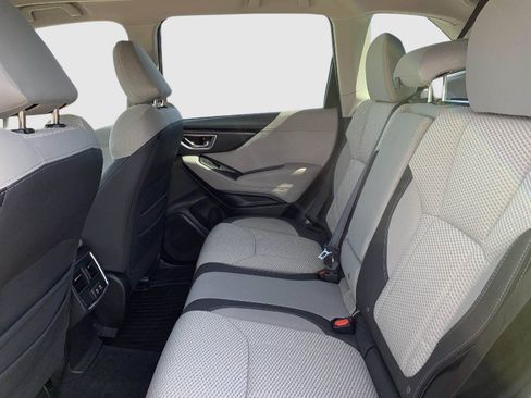 Used 2023 Subaru Forester Premium AWD/4WD image 35