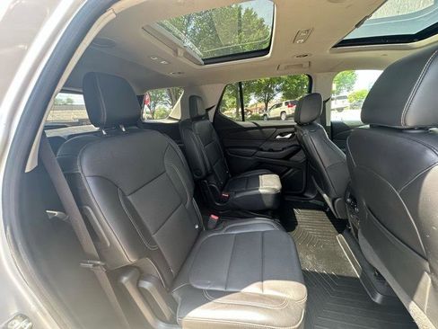 Used 2018 Chevrolet Traverse Premier w/ LPO, 'HIT The Road' Package AWD/4WD image 18