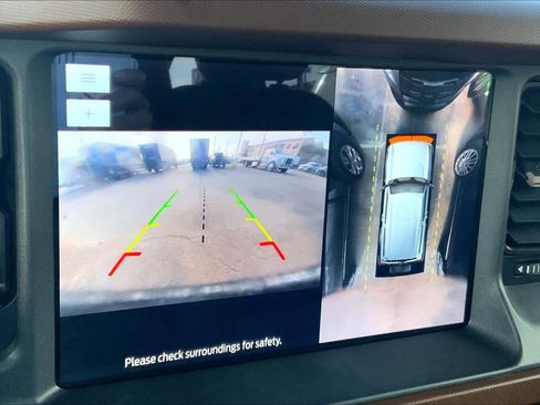 Used 2024 Ford Bronco Outer Banks image 22