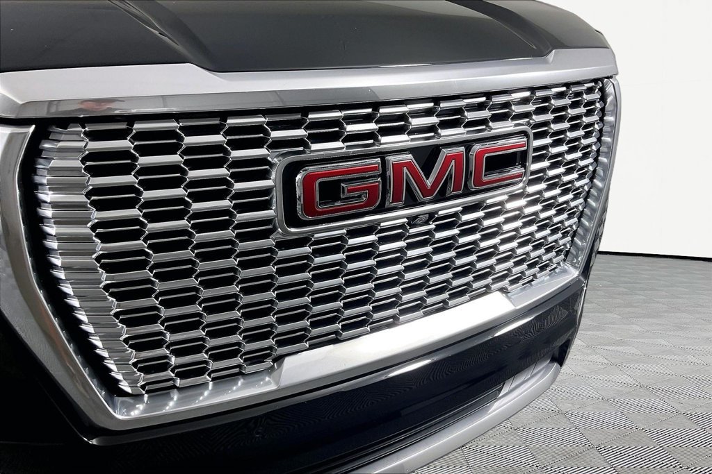 Certified 2022 GMC Yukon XL Denali w/ Denali Reserve Package AWD/4WD image 28