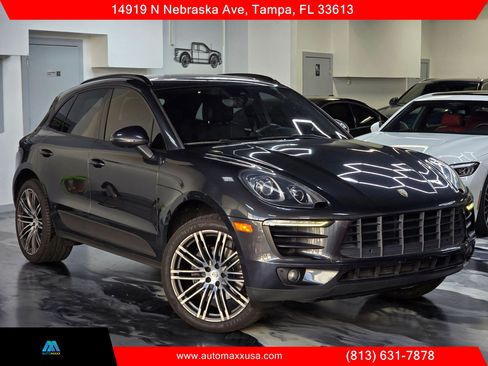 Used 2017 Porsche Macan w/ Driver Memory Package AWD/4WD image 2