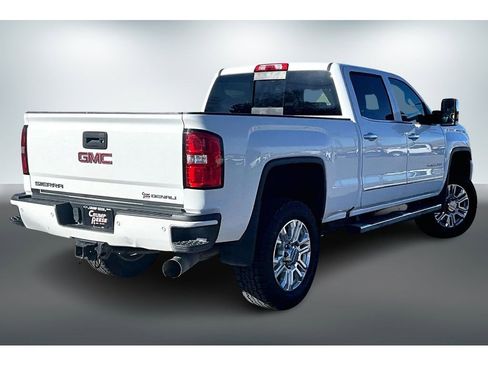 Used 2019 GMC Sierra 3500 Denali image 6