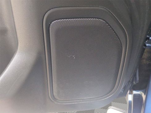 Used 2019 Chevrolet Silverado 1500 LT w/ All-Star Edition RWD image 19
