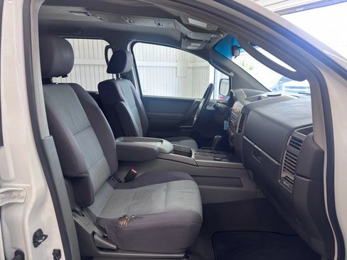 Used 2006 Nissan Titan SE AWD/4WD image 10