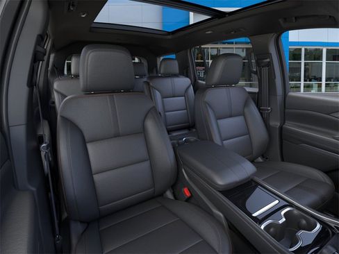 New 2026 Chevrolet Traverse High Country image 16