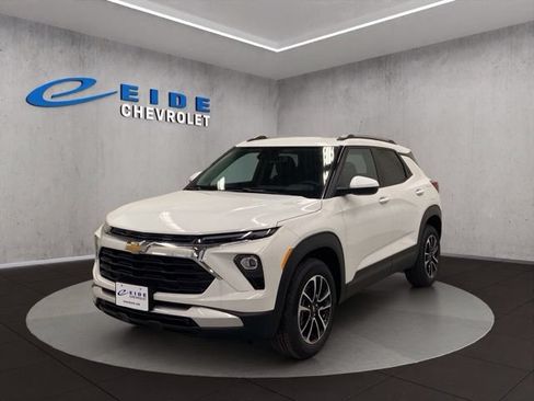 New 2026 Chevrolet TrailBlazer LT w/ Convenience Package AWD/4WD image 10
