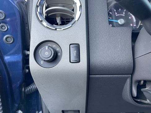 Used 2011 Ford F250 Lariat w/ Lariat Interior Pkg image 33