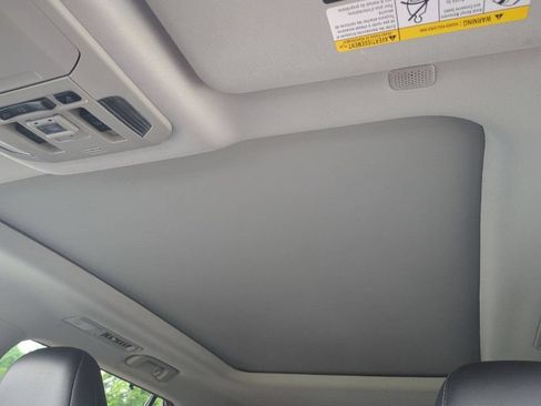 Used 2020 Toyota Highlander Platinum AWD/4WD image 22