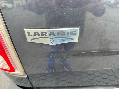 Used 2015 RAM 1500 Laramie w/ Convenience Group image 21