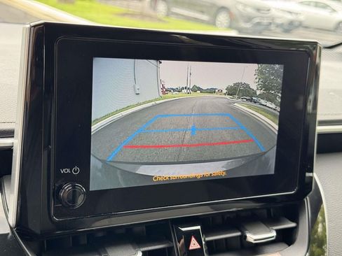 Used 2024 Toyota Corolla XSE FWD image 4
