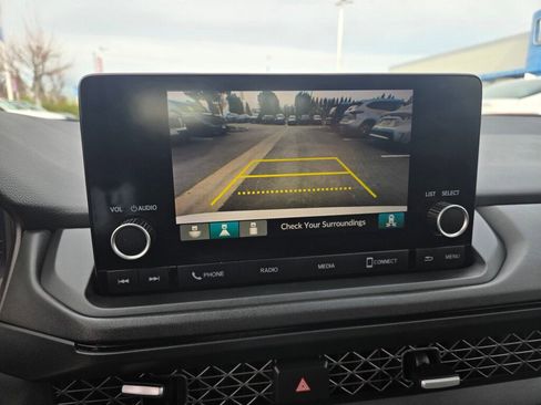 Certified 2023 Honda Accord EX image 13