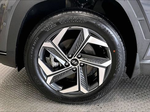 Certified 2022 Hyundai Tucson Limited AWD/4WD image 8