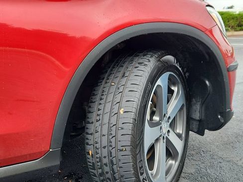 Used 2016 Mercedes-Benz GLC 300 4MATIC image 17
