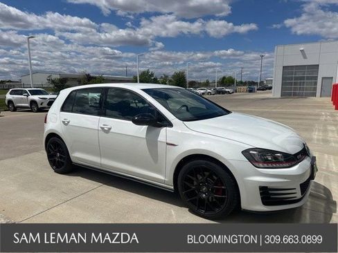 Used 2017 Volkswagen Golf 4-Door FWD image 1