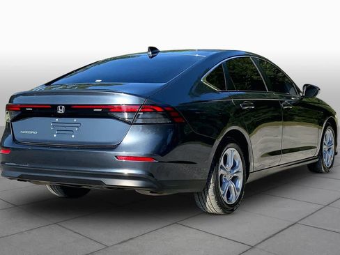 Used 2025 Honda Accord LX image 11