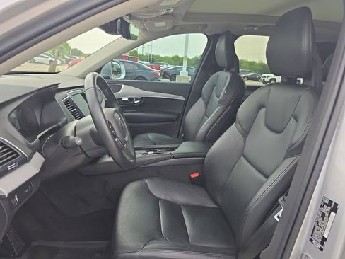 Used 2021 Volvo XC90 T5 Momentum FWD image 16