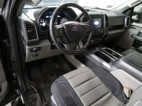 Used 2018 Ford F150 XLT w/ Equipment Group 302A Luxury image 12