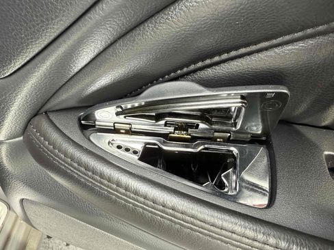 Used 2004 INFINITI Q45 Luxury w/ Journey Pkg image 93