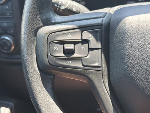 Used 2025 Chevrolet Silverado 1500 Custom Trail Boss w/ Turbomax Blackout Package AWD/4WD image 19