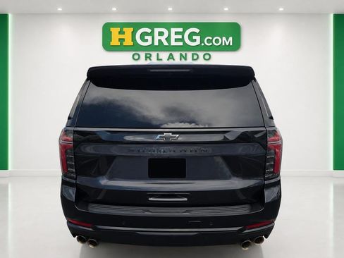 Used 2025 Chevrolet Suburban Z71 AWD/4WD image 8
