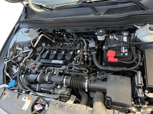 Used 2019 Honda Accord Sport image 12