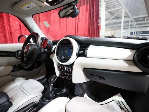 Used 2018 MINI Cooper S FWD image 23
