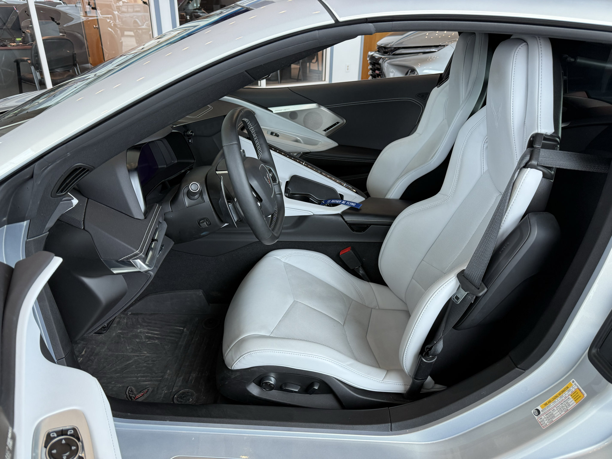 Used 2021 Chevrolet Corvette Stingray Preferred Cpe w/ Z51 Performance Package RWD image 10