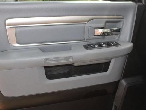 Used 2018 RAM 1500 Big Horn AWD/4WD image 6