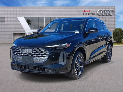 New 2026 Audi Q5 Premium AWD/4WD image 1