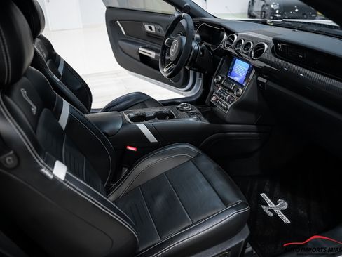 Used 2020 Ford Mustang Shelby GT500 w/ Technology Package image 11